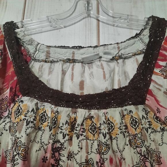 Boho Floral Print Top Brown Crochet Trim Neckline Short Sleeve Blouse - Picture 3 of 8